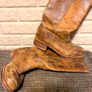Frye Campus Boots